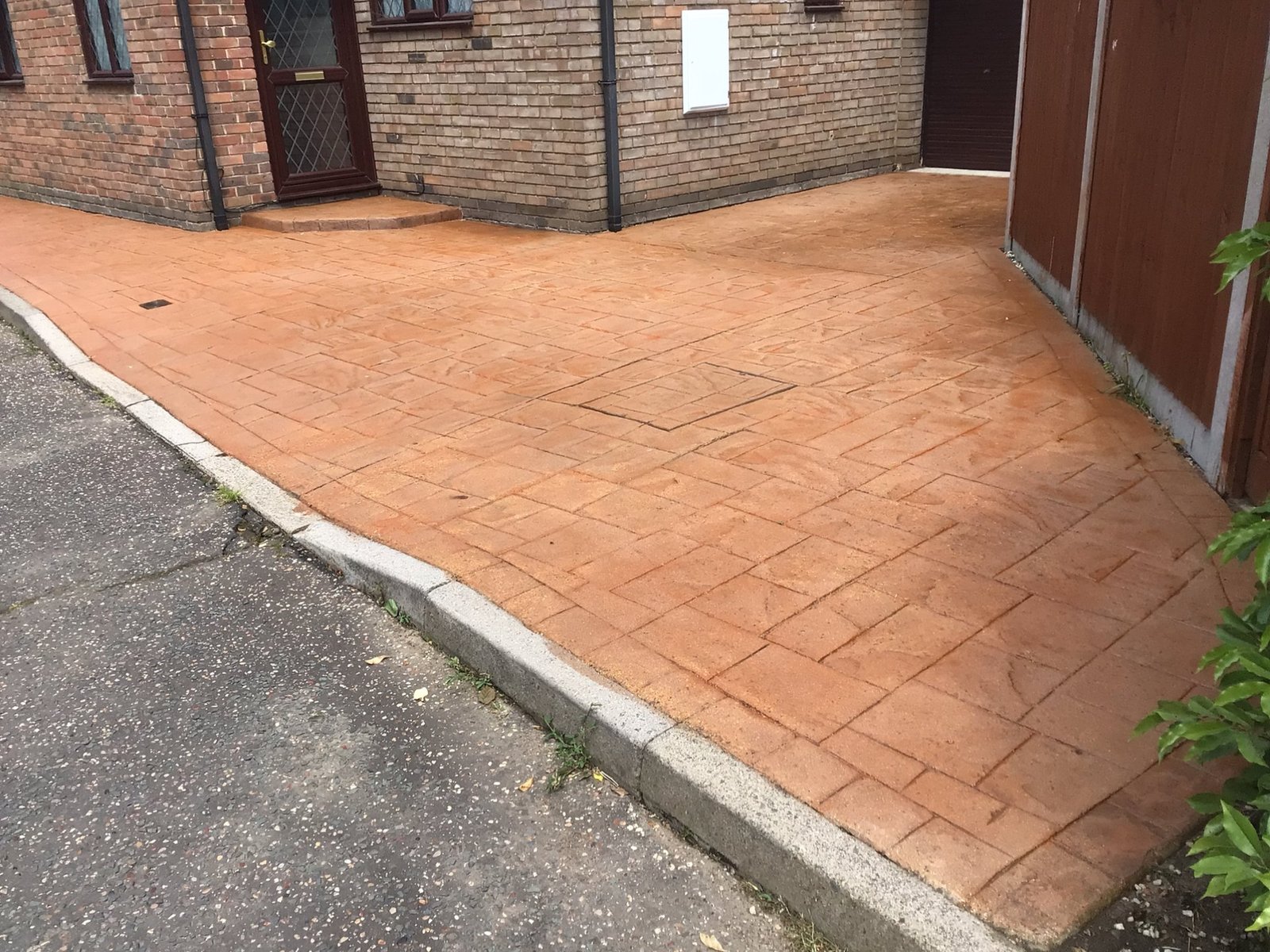 Driveways, patios and exterior cleaning in Essex by WD Property Maintenance